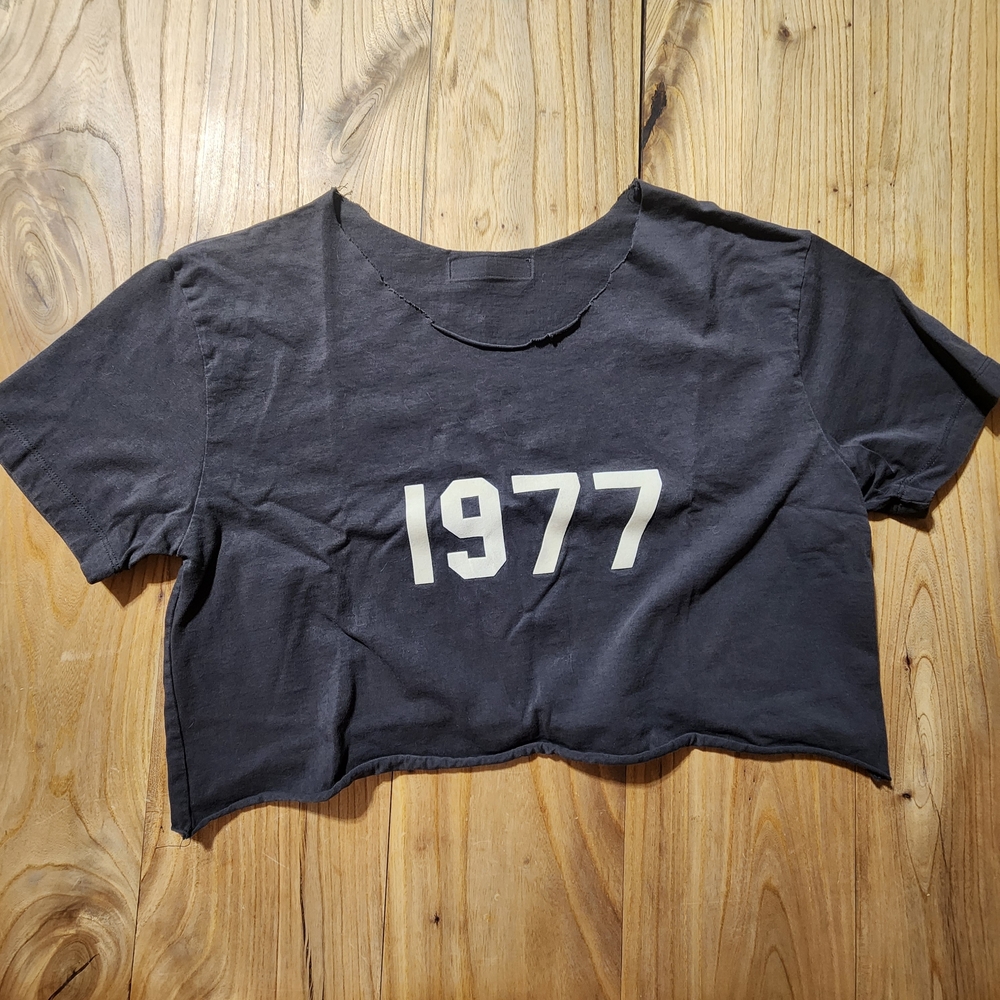 Essentials Fear Of God Dark Gray 1977 Crop Top/ Cropped Tee - LG